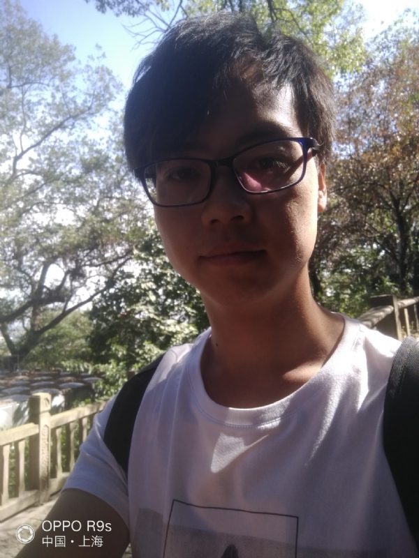 不忘旧年的第一张照片--昆山中老年相亲网